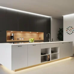 Luminaires Reality Rubans Led|Bande LED Reality CHIP Noir, 1 lumière, Télécommandes