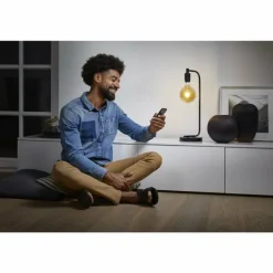 LED E27 5,5 Watt 2500 Kelvin 600 Lumen LEDVANCE SMART+